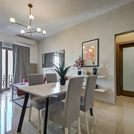 Modern 2br With Private Balcony In St Julians By 360 Estates *